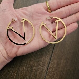 NEW Gold "V" Hoop Earrings
